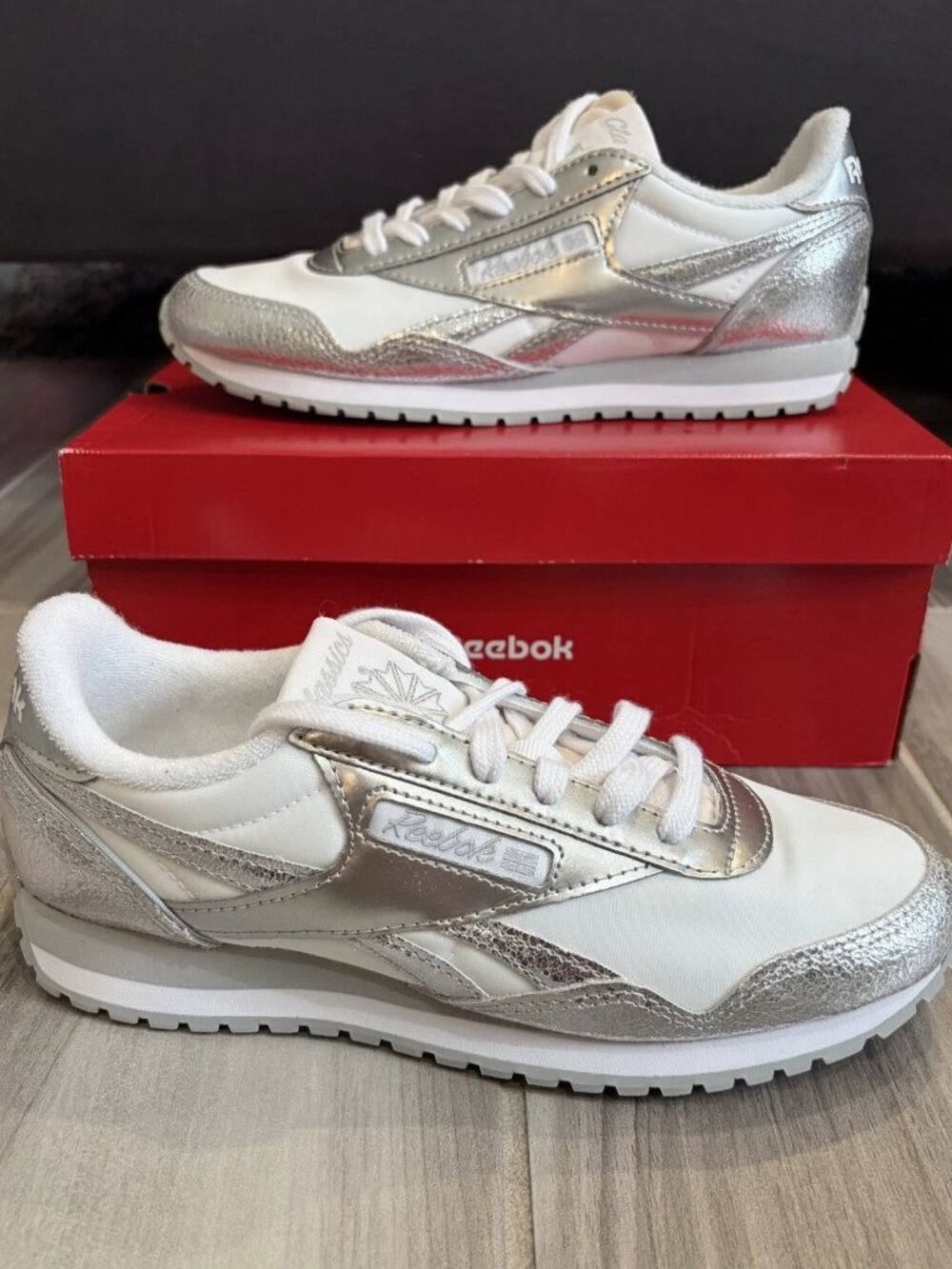 Reebok Women's Classic AZ Tennis Shoes Sneakers - White Silver Gray 238705-100